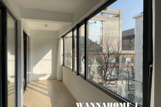 Elevator Modern&Spacious&Bright 3+1Bdrs 2Baths Apt+Wu Kang Rd+L10/11 Jiao  Tong Uni.