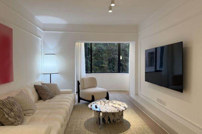 Dapuqiao rd cozy 3Brs 2Baths with floor heating/  balcony /  Spacious / Bright / Modern/ Quiet 