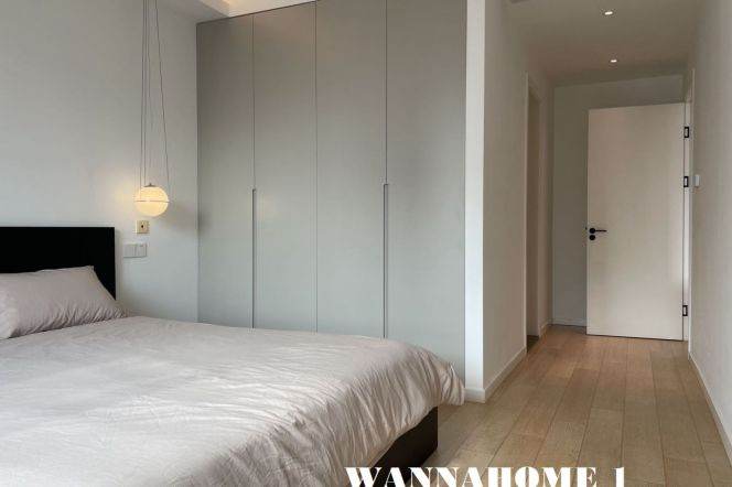 Spacious&Bright&Modern 2Bdrs 2Baths Apt+W Nanjing Rd CBD+Open Balcony+Great Compound