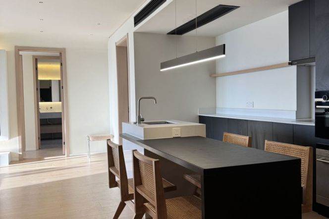 Great sunshine 3Br-2bathr 160Sqm on Xinhua rd | Jiaotong University metro L10/11