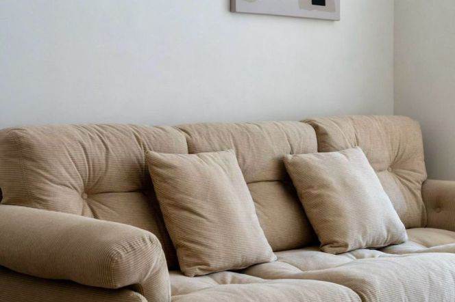 Cozy 1br with heating @Line 10/11 Jiaotong University St.