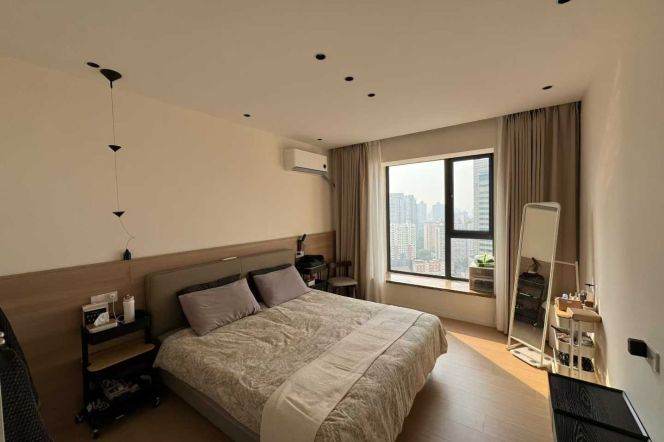 Overvalued Penthouse with large terrace bright 2Br+1/1bt@Tangqiao  panoramic river view