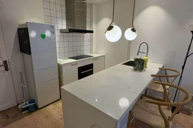 jiashan rd station one bedroom