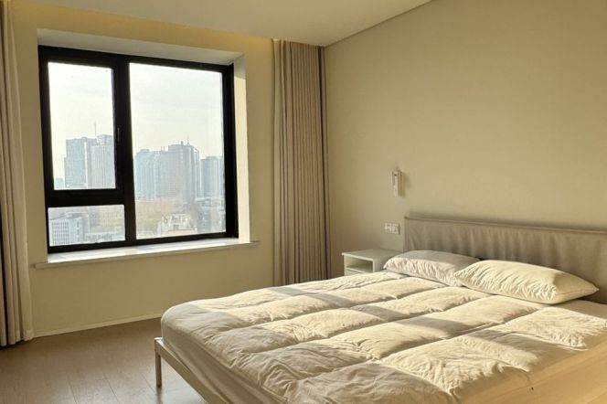 Great sunshine 3Br-2bathr 160Sqm on Xinhua rd | Jiaotong University metro L10/11