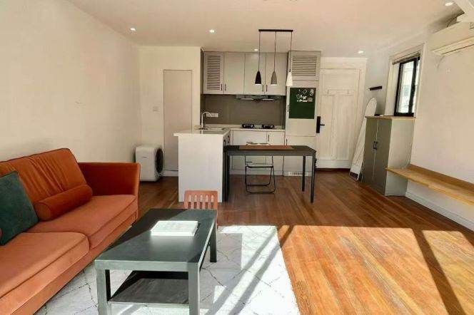 Nice balcony 1Br/1Lr/1Bt apt nr Jingan temple,M2/7