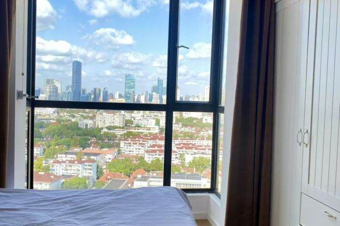 1 br near L1/L10/L12 south shaanxi rd station+elevator+SJTU+NYU ShangHai