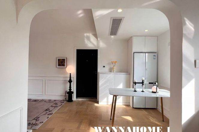 Modern&Spacious 2Bdrs 1Bath Apt/Grand Plaza+IAPM+Covered Balcony+TopCompound