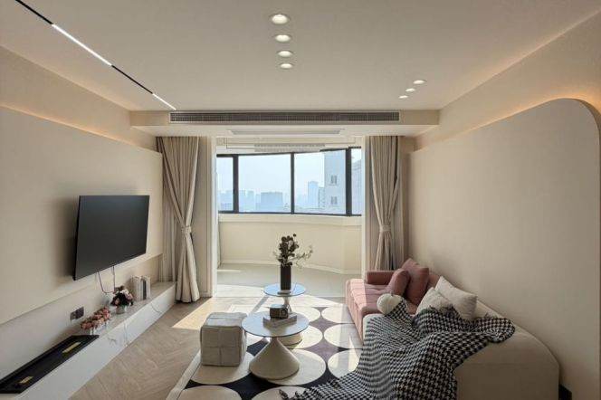 2Bdrs 1Bath Apt/Modern&Spacious&Bright /L4/8 South Xizang Rd/Large Closet/nice view