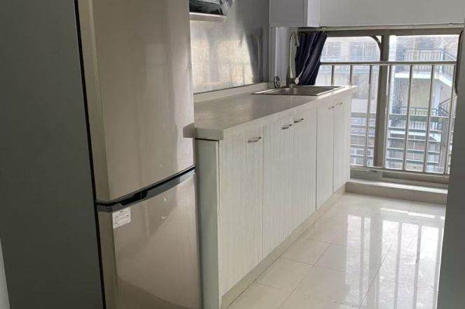 1Studio near Zhong'shan Park, Jiao'tong，ECNU and Dong'hua Uni can long and short lease