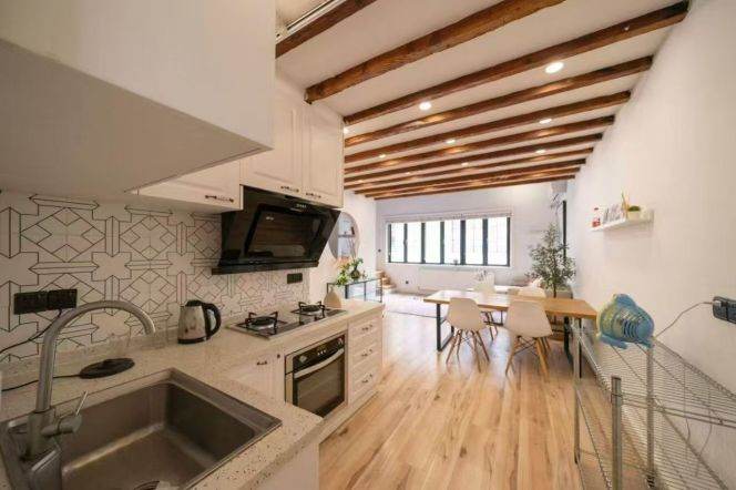 Nice terrace 4Brs/2Lrs/3Bts apt nr Jiangsu rd,M2/11