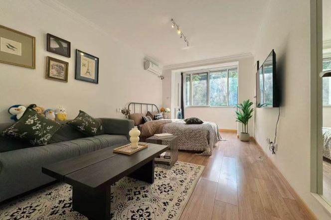 Elegant 1br @changping  rd  sta  6.5k