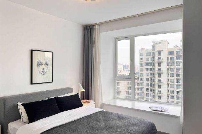 morden 3brs with floor heating and balcony in central downtown