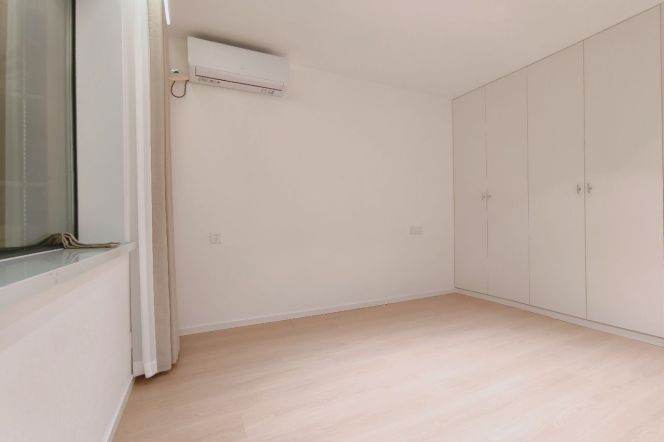 Brand new 2brs Nr caobao road M1/12