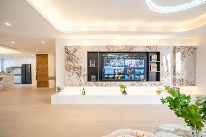 Exquisite 3BR 2BA 180㎡ High-Floor in Lianyang Community/Century Park