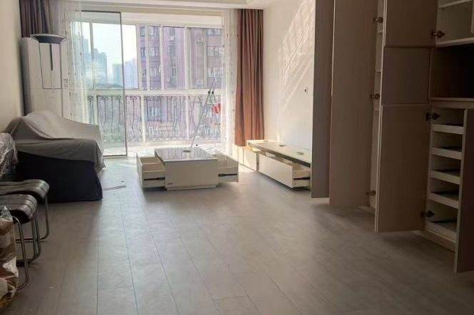 2 Brs, 2 Baths, Brand-new Dec with Parking Lot, 120 sqm @ Yaohong rd station L15