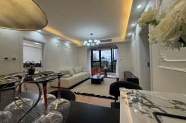 Elevator 3BR-Parking available-4-minute walk to Line 11-Shanghai Swimming Center