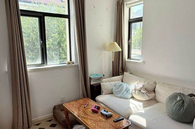 2Bdrs 1bath Apt/Modern&Clean/ L10/11 Jiaotong Uni./Hua Shan Rd/stairs