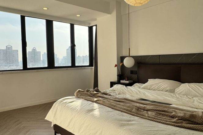 Modern 2Br-2bath apt  | Zhongshan Park Metro L2&3&4 | Central AC+Heating 15.8K