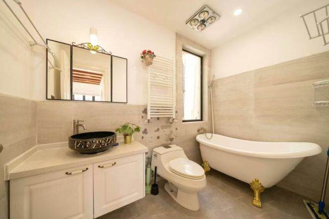 Nice terrace 4Brs/2Lrs/3Bts apt nr Jiangsu rd,M2/11