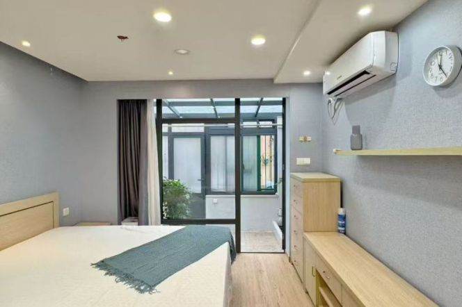 Elegant 1br/1lr/yard @jing’an temple sta 6.4k