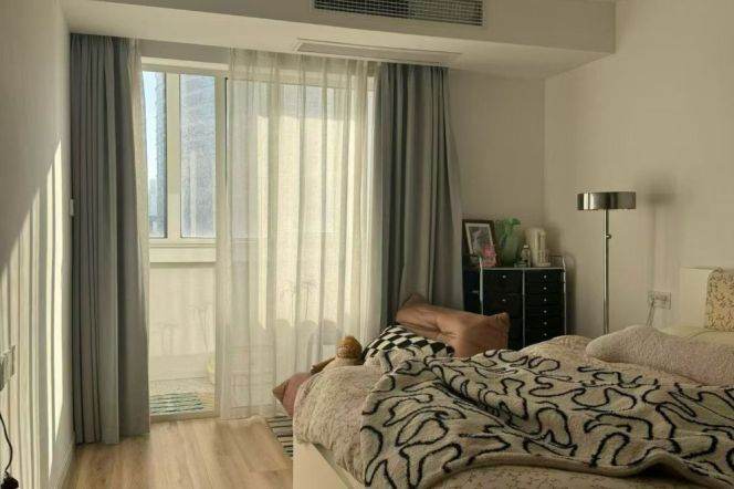 Modern 2Brs/1Lr/1Bt apt nr Shanghai indoor stadium,M1/4