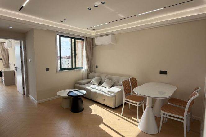 beixinjing elevator 1BR/big living room@L2