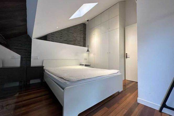 Loft,2Br 2Bt,Nr West Nan Jing rd station,L2,12,13