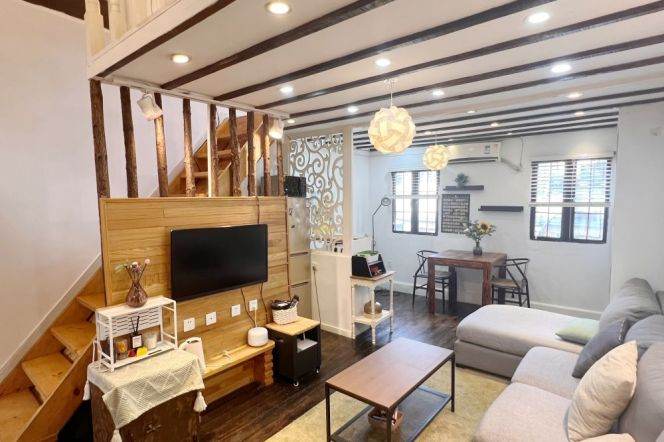 Excellent Old Lane house w. Outdoor Terrace near iapm 