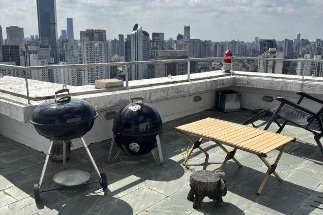 3Brs, 3 Baths with Terrace, 237 sqm, Gym&swimming pool @ Changping rd L7