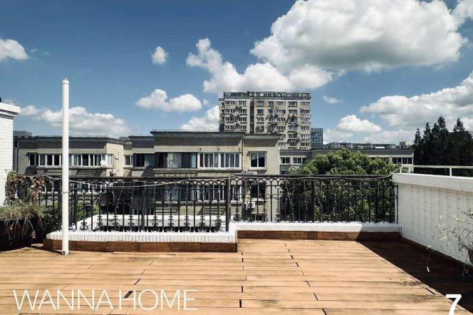 Super Price/Minhang Gubei/Stairs/Penthouse/Duplex/Huge Terrace/Sunny Room/Large Storages/Cozy5br3bt