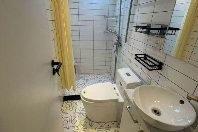 Bright 1Br/1Lr/1Bt apt nr Jiashan rd,M9/12