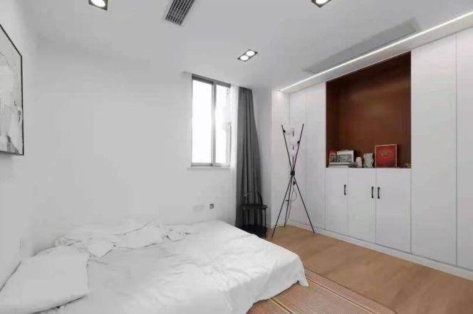 Well-lit 3BR 2BA 160㎡ High-Floor Next to Jiashan Rd Station