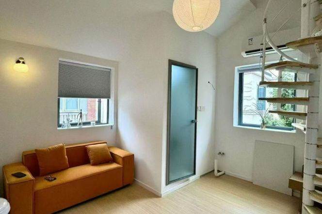 Elegant 1br/1lr@jiashan rd sta 4.3k