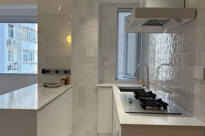 Modern Open Concept Stylish 1Br/2L/1Bt@L2/7/14 Jing’an Temple Station