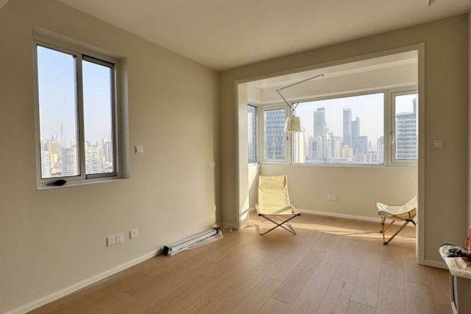 Modern & spacious & newly renovated 2Br  | Chang Ping rd line7 | elevator