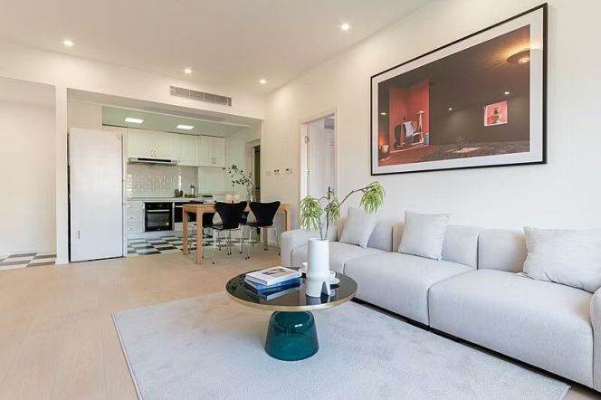 No 41 Hengshan Rd 1BR gym Floor heating 13.5k