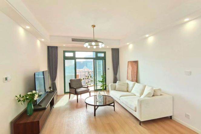 modern 3brs floor heating modern furniture near Century park 20.3K