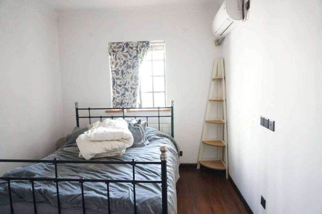 Nice Bright 1BR APT Wall heating Shanghai Library 8.2k