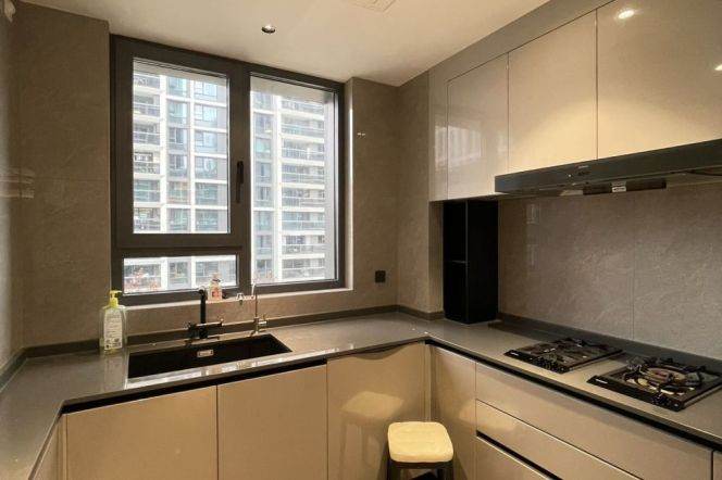 modern 4brs floor heating open balcony near Jing an temple 