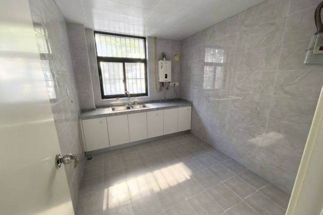 3BR in Chang'ning Gu'bei area near line 10 and 15