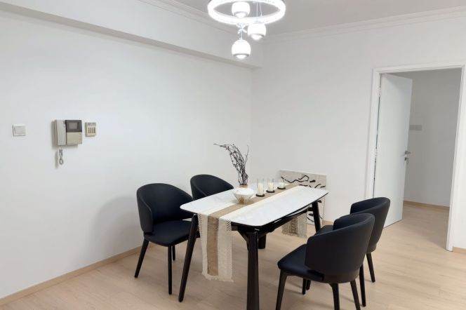 Elevator 2BR-Nandan East Road-3 minutes to Line 1/9/11-Xujiahui