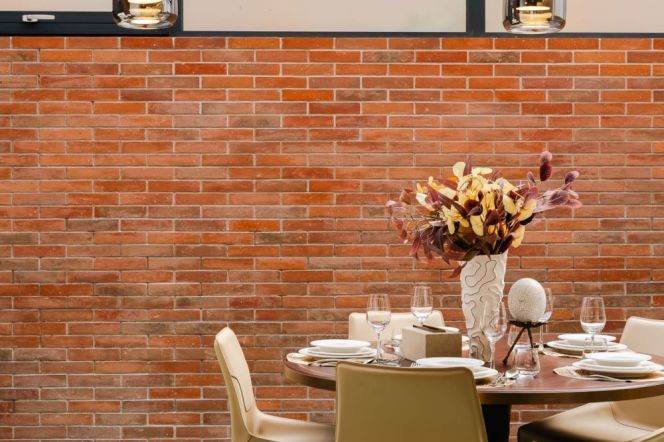 Entire lane house  4Br/3bt@West yan'an rd 280sqm with large living room Pool terrace 