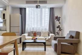 Elevator 2BR-Yude Road-3 minutes to Line 1/4-Shanghai Indoor Stadium