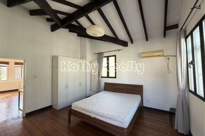 High ceiling Beautiful 2BR 2Baths Jianguo Rd 19k