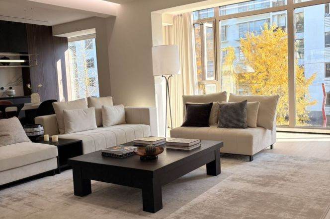 Brand new decoration 3brs with floor heating in downtown