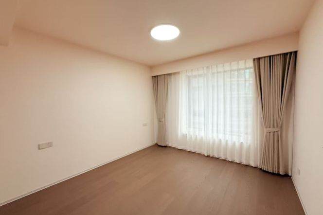 Prime 3Beds in Zhongshan Park. Floor Heating/ Dual Metro/ Smart Home 