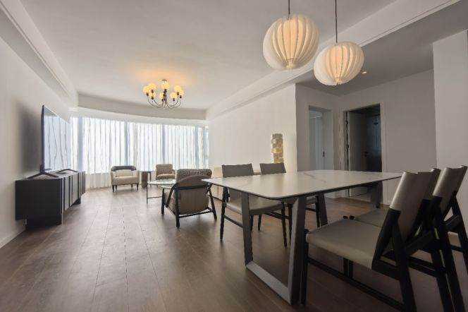 modern 3brs modern furniture beside line 6 and near Huang pu river onlly 21.8K 