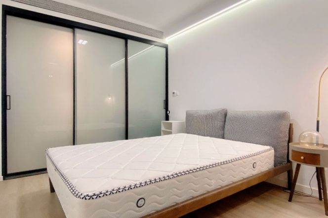 Modern 1BR Residence w/Central AC nr Yuqiao Station, Line 11/18