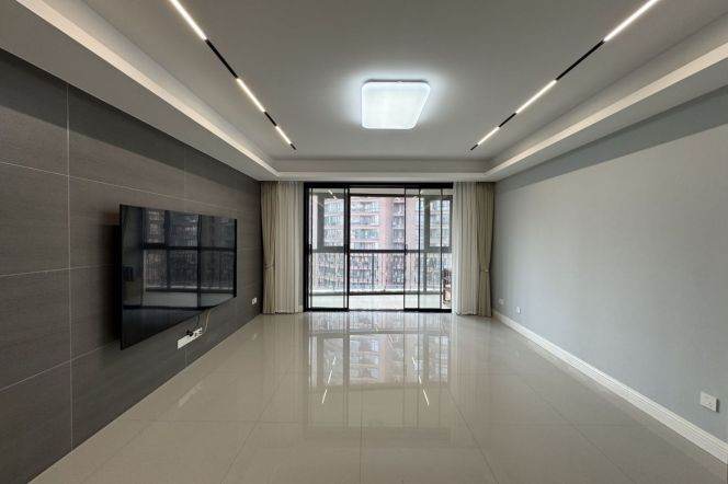 Morden 3brs with balcony and floor heating in Gubei 