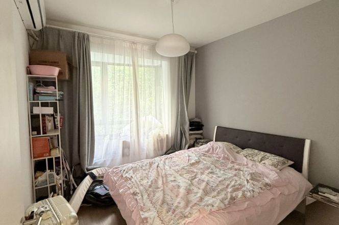 Xujiahui spacious & nice 3br2bt in good compound with 22k